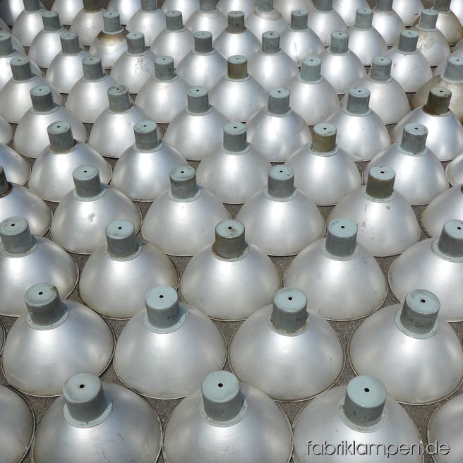 Nice collection of aluminium factory lamps after arriving. Details to the lamps you find here.