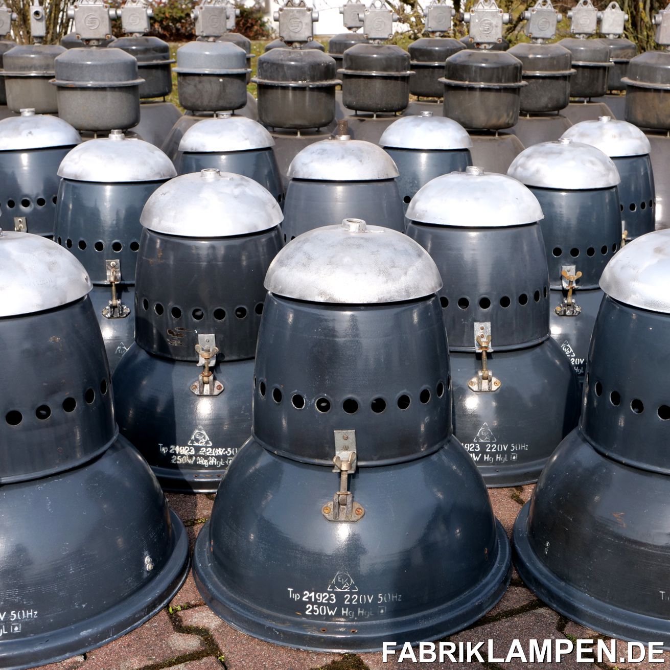 Emaillelampen, Fabriklampen, Industrielampen